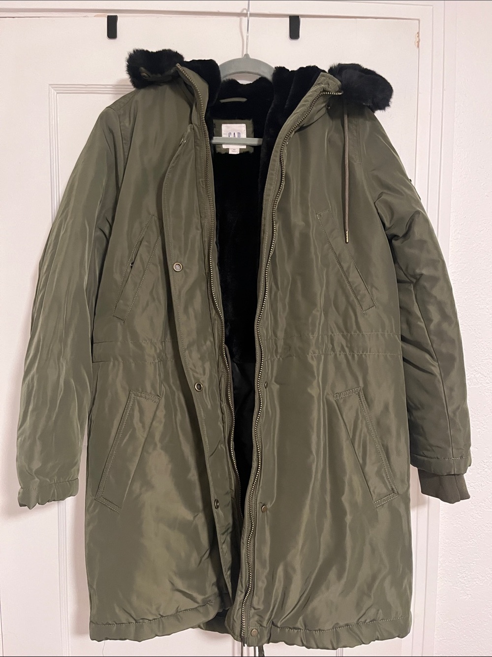 GAP Olive Utility Parka with Black Faux Fur Hood